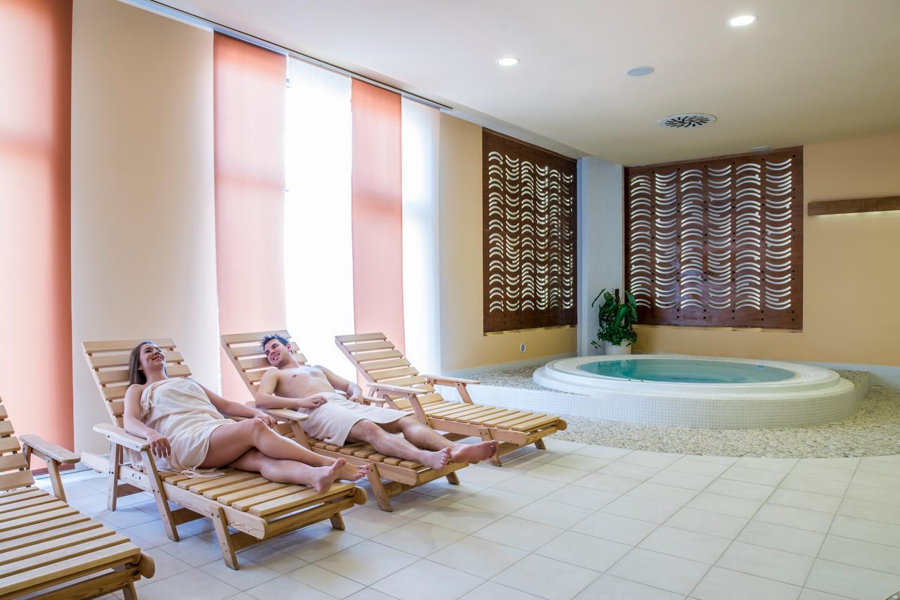 Hotel Jana بريروف المظهر الخارجي الصورة