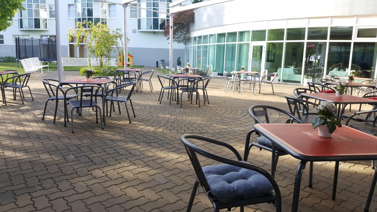 Hotel Jana بريروف المظهر الخارجي الصورة