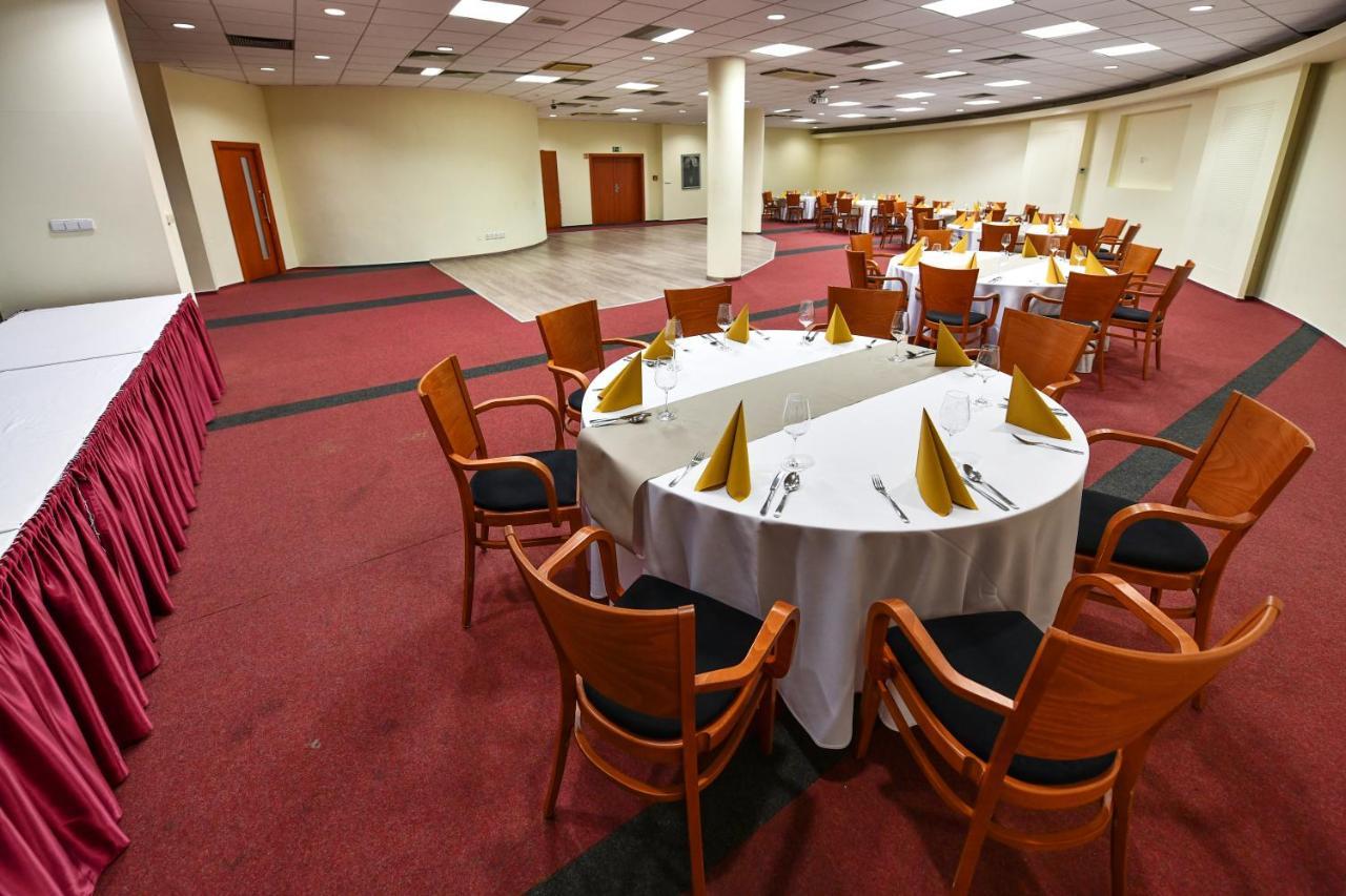 Hotel Jana بريروف المظهر الخارجي الصورة